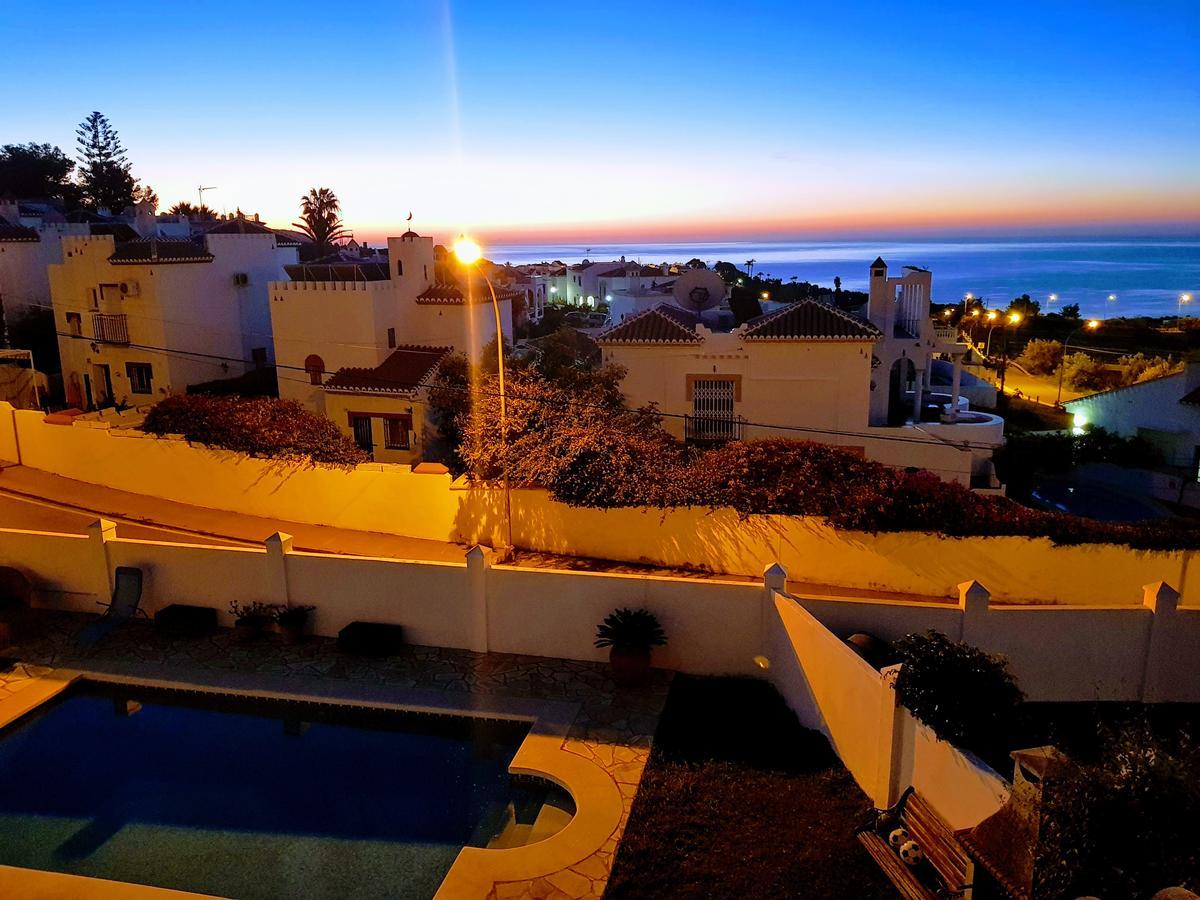Villa - Zeezicht, Zwembad Nerja Eksteriør bilde