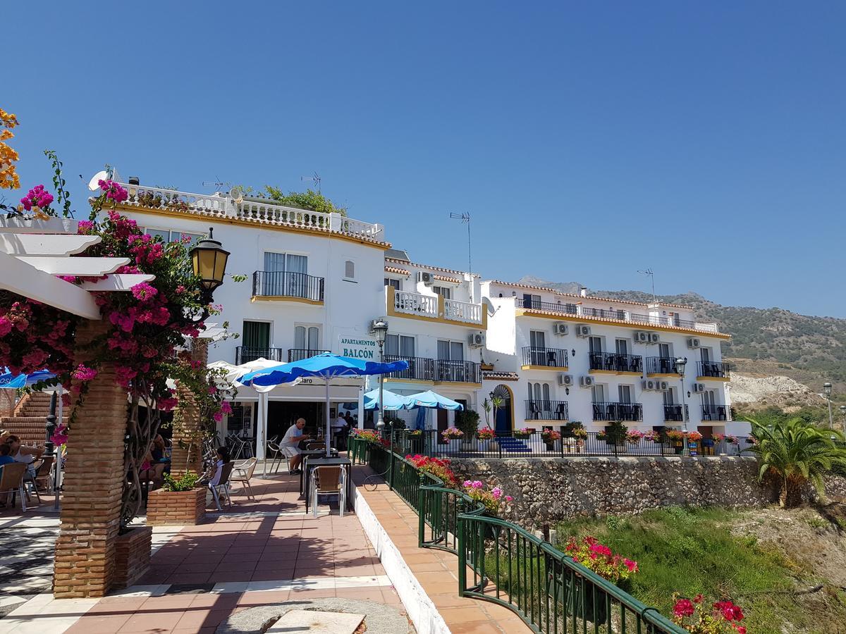 Villa - Zeezicht, Zwembad Nerja Eksteriør bilde